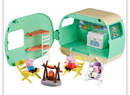 Peppa Pig Three Little Piggies Caravan Playset – 3 Figures inc. Baby Evie